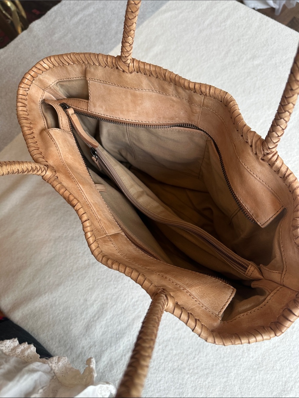 Woven genuine Leather Tote in Light Brown - Picture 3 of 4
